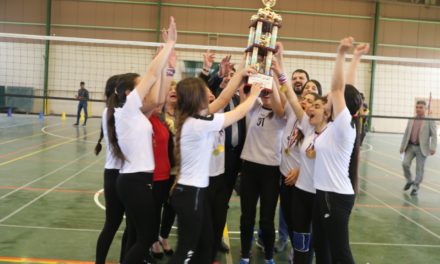 منتخب فراشات الحمدانية بالكرة الطائرة ثانيا في بطولة الجامعات العراقية