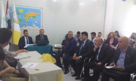 رئيس الجامعة يتفقد اعمال مؤتمر بحوث الطلبة الأول